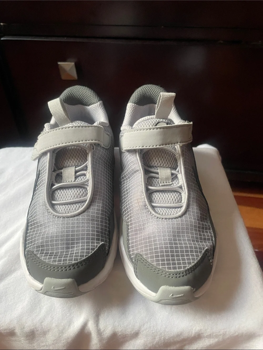 Nike Kids Grey and White Athletic Sneakers with Hook-and-Loop Strap